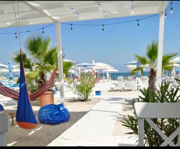 Lira Beach Studio Mamaia Kültér fotó